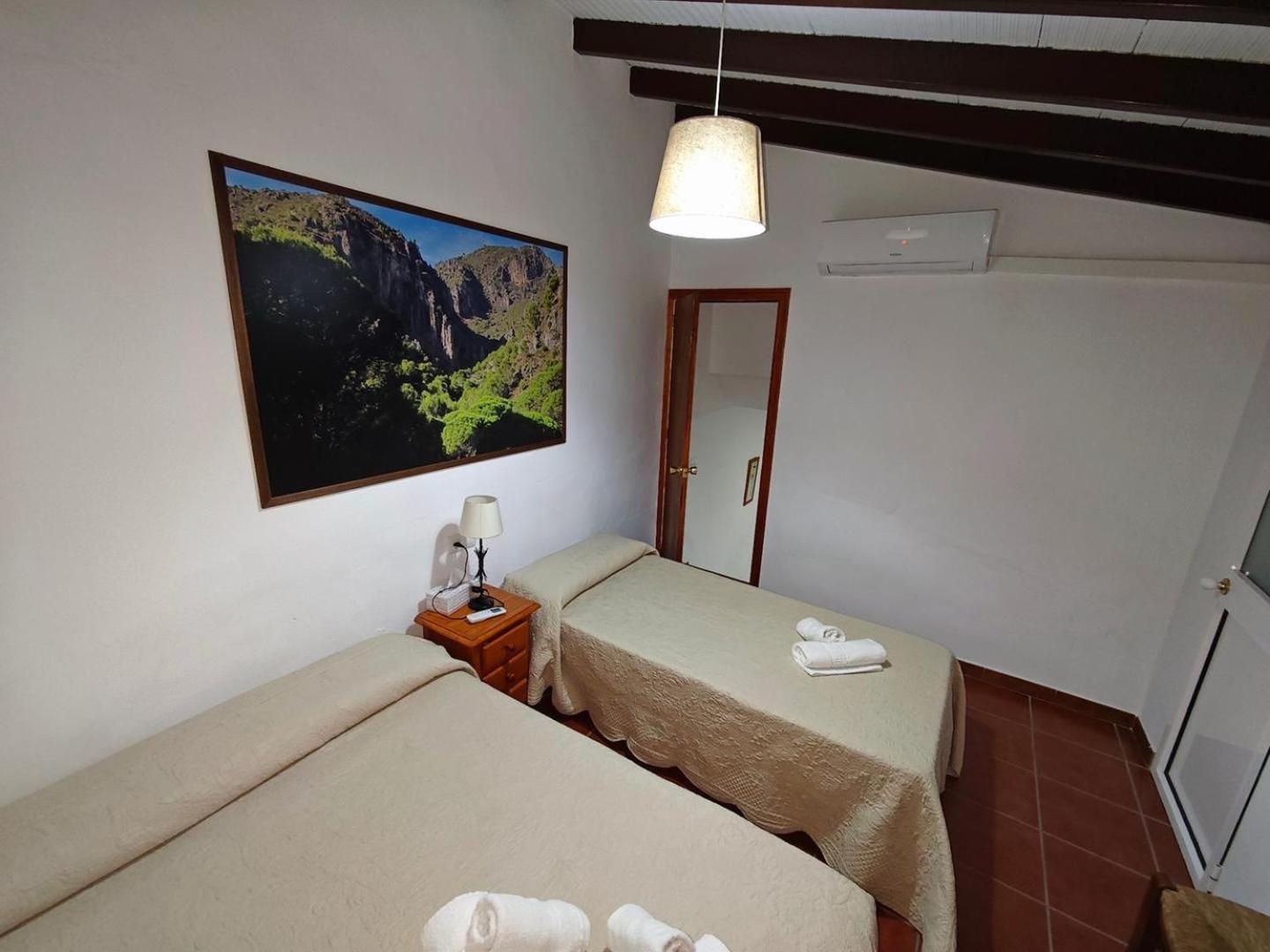 Apartamentos Rurales Entrecaminos Ardales Ngoại thất bức ảnh
